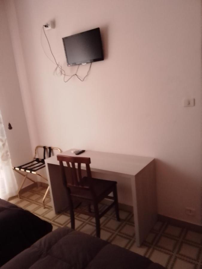 Albergo Maria Cristina Esperia Dış mekan fotoğraf